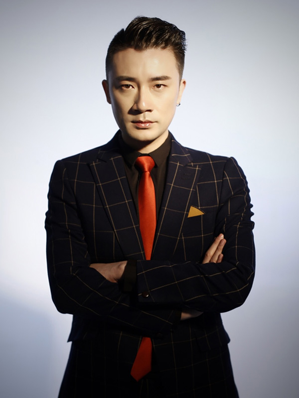 汤达
